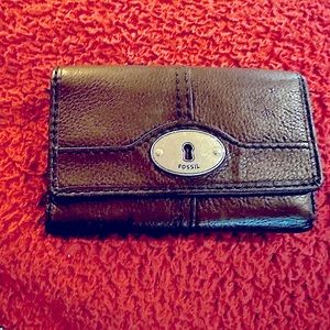 Women’s Fossil Tri folding Wallet!!!!